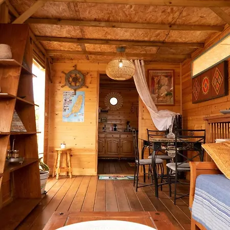 Luxury tent Kikiki Yurta Guisguey