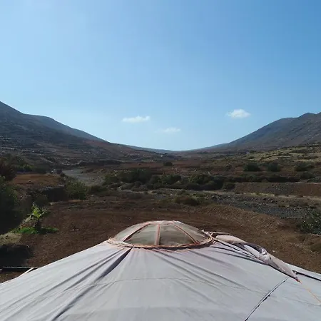 Kikiki Yurta * Guisguey