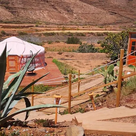Kikiki Yurta Glamping Guisguey