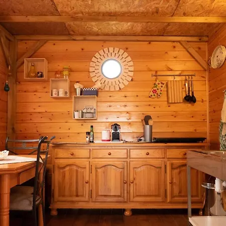Glamping Kikiki Yurta *